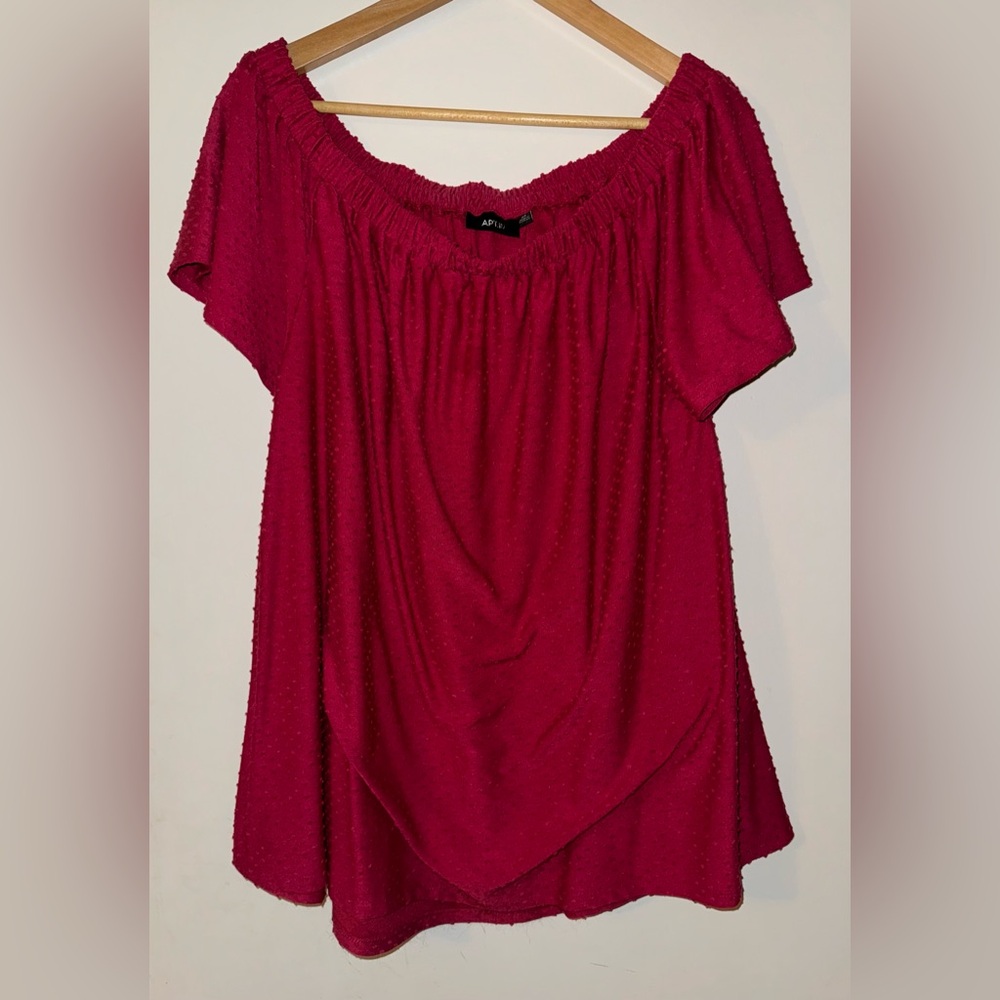 Women’s 0X pink top